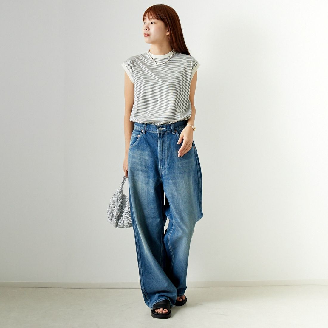 THE SHINZONE [ザ シンゾーン] ツールデニムパンツ [24MMSPA01] 83 BLUE &&モデル身長：167cm 着用サイズ：36&&