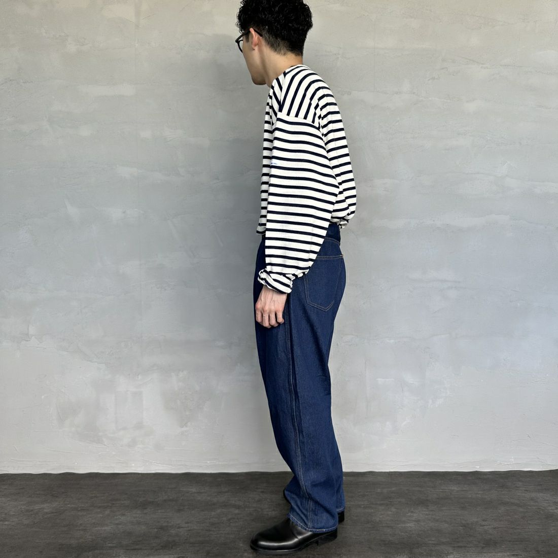 Noir Fabrik [ヌワールファブリック] バギーイージーデニムパンツ [NF-243-063] ONE WASH&&モデル身長：168cm 着用サイズ：S&&