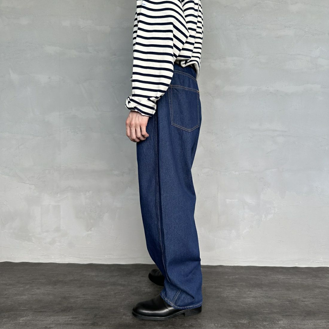 Noir Fabrik [ヌワールファブリック] バギーイージーデニムパンツ [NF-243-063] ONE WASH&&モデル身長：168cm 着用サイズ：M&&