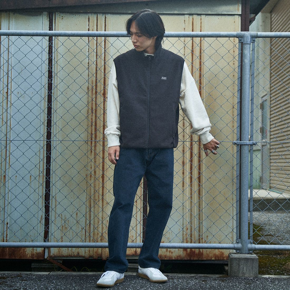 LiBERTO [リベルト] FIFTIES テーパードデニム [FL2505] 72 JET BLK &&モデル身長：179cm 着用サイズ：30&&