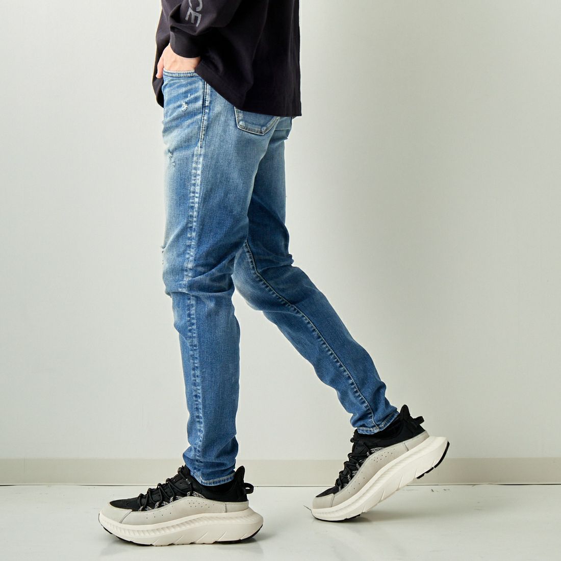 BIG JOHN [ビッグジョン] テーパードジョガー [MMM336H] 313C &&モデル身長：173cm 着用サイズ：28&&