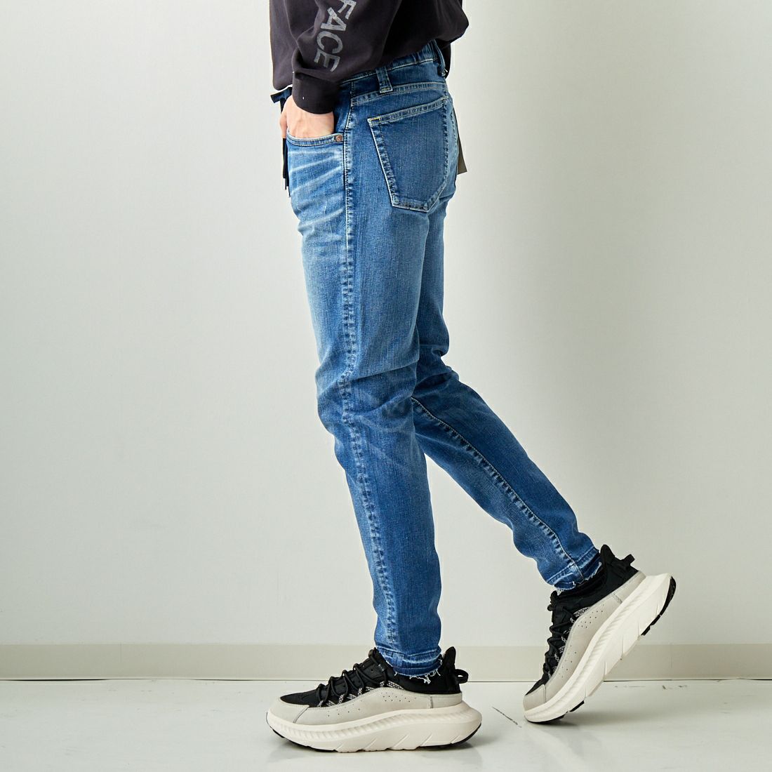 BIG JOHN [ビッグジョン] テーパードジョガー [MMM336H] 413F &&モデル身長：173cm 着用サイズ：28&&