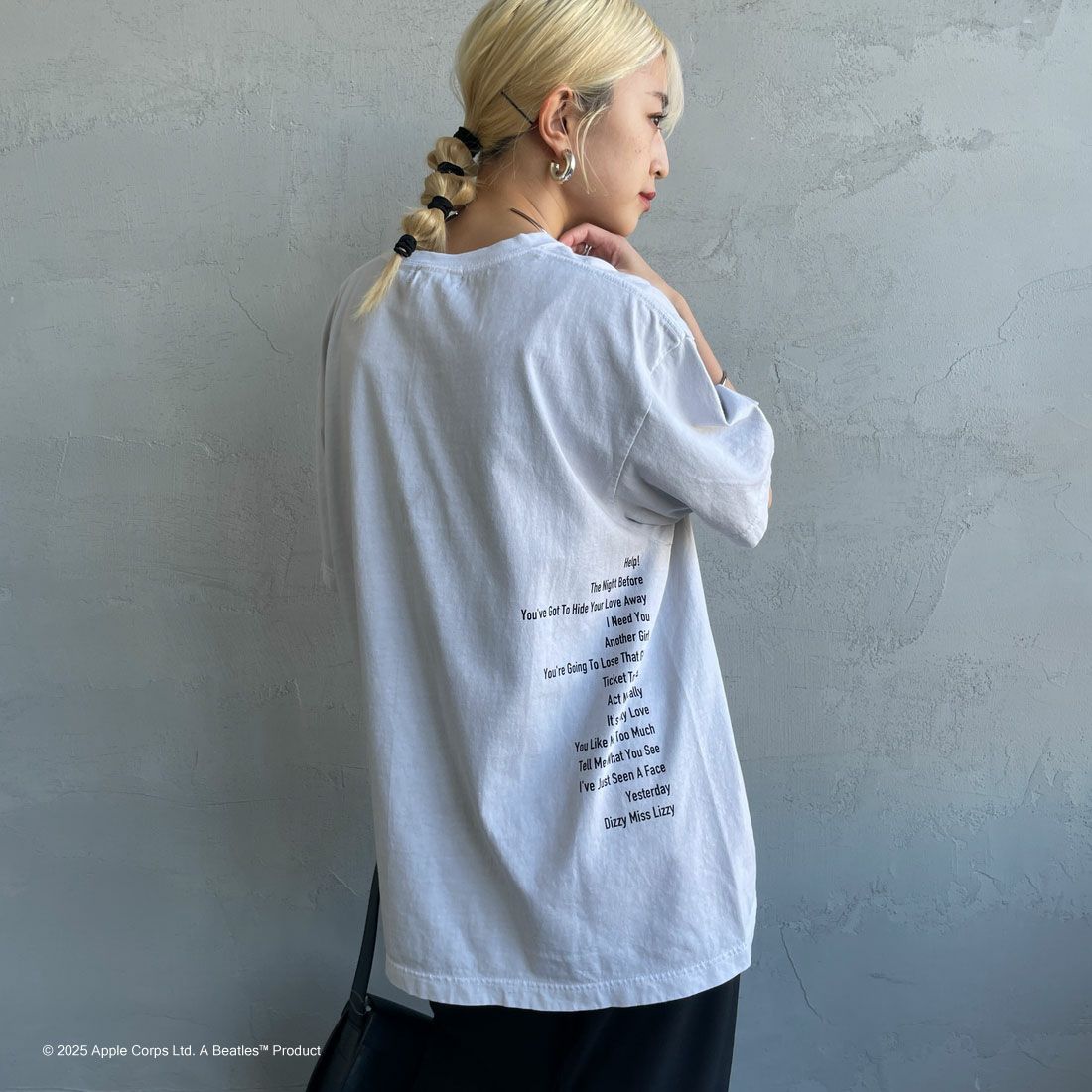 GOOD ROCK SPEED [グッドロックスピード] 別注 THE BEATLES ロックプリントTシャツ [INTN-026-JF] LT.GRAY &&モデル身長：150cm 着用サイズ：M&&