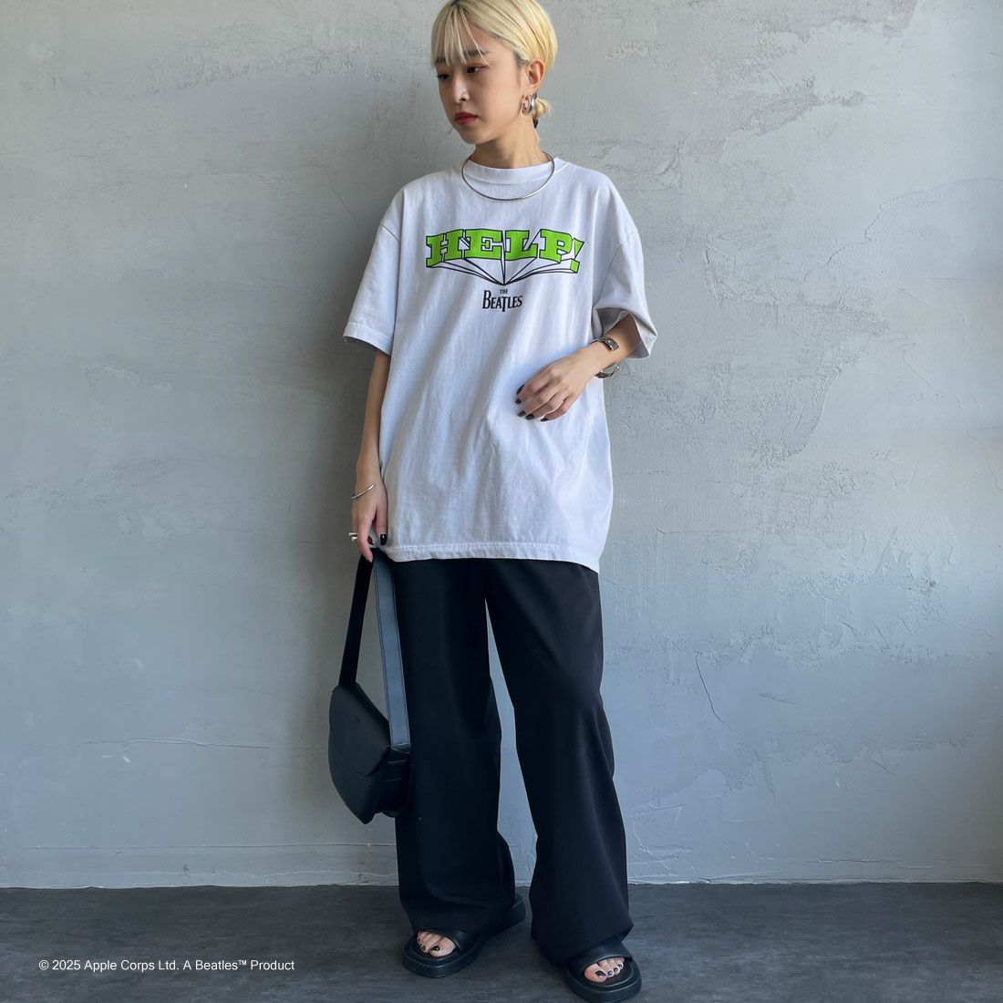 GOOD ROCK SPEED [グッドロックスピード] 別注 THE BEATLES ロックプリントTシャツ [INTN-026-JF] LT.GRAY &&モデル身長：150cm 着用サイズ：M&&