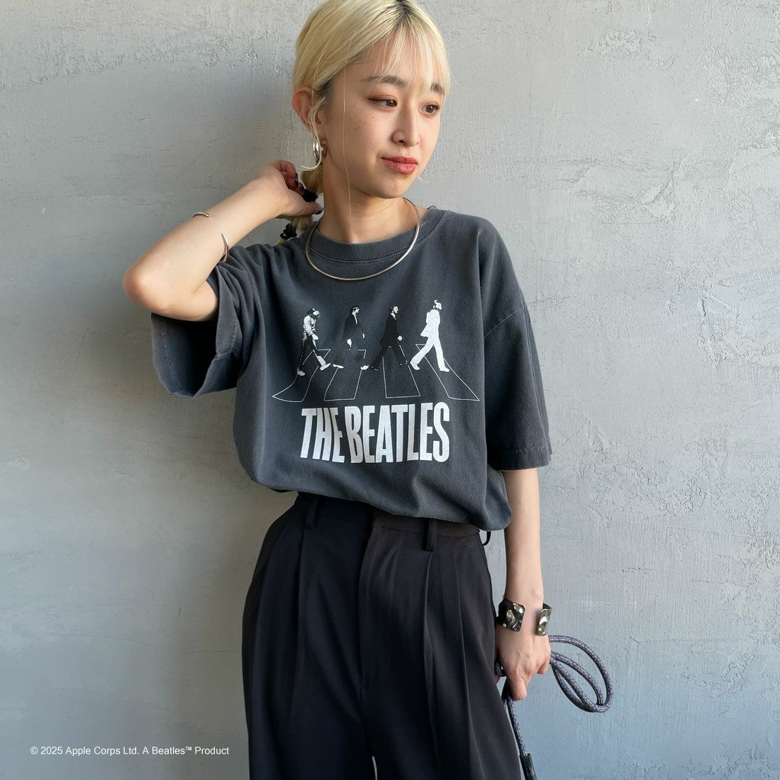 GOOD ROCK SPEED [グッドロックスピード] 別注 THE BEATLES ロックプリントTシャツ [INTN-025-JF] CHARCOAL &&モデル身長：150cm 着用サイズ：M&&