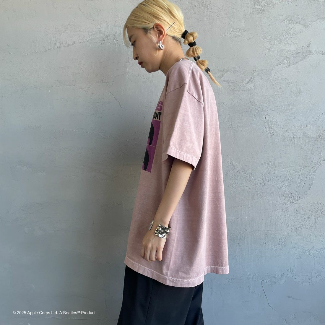 GOOD ROCK SPEED [グッドロックスピード] 別注 THE BEATLES ロックプリントTシャツ [INTN-027-JF] PINK &&モデル身長：150cm 着用サイズ：M&&