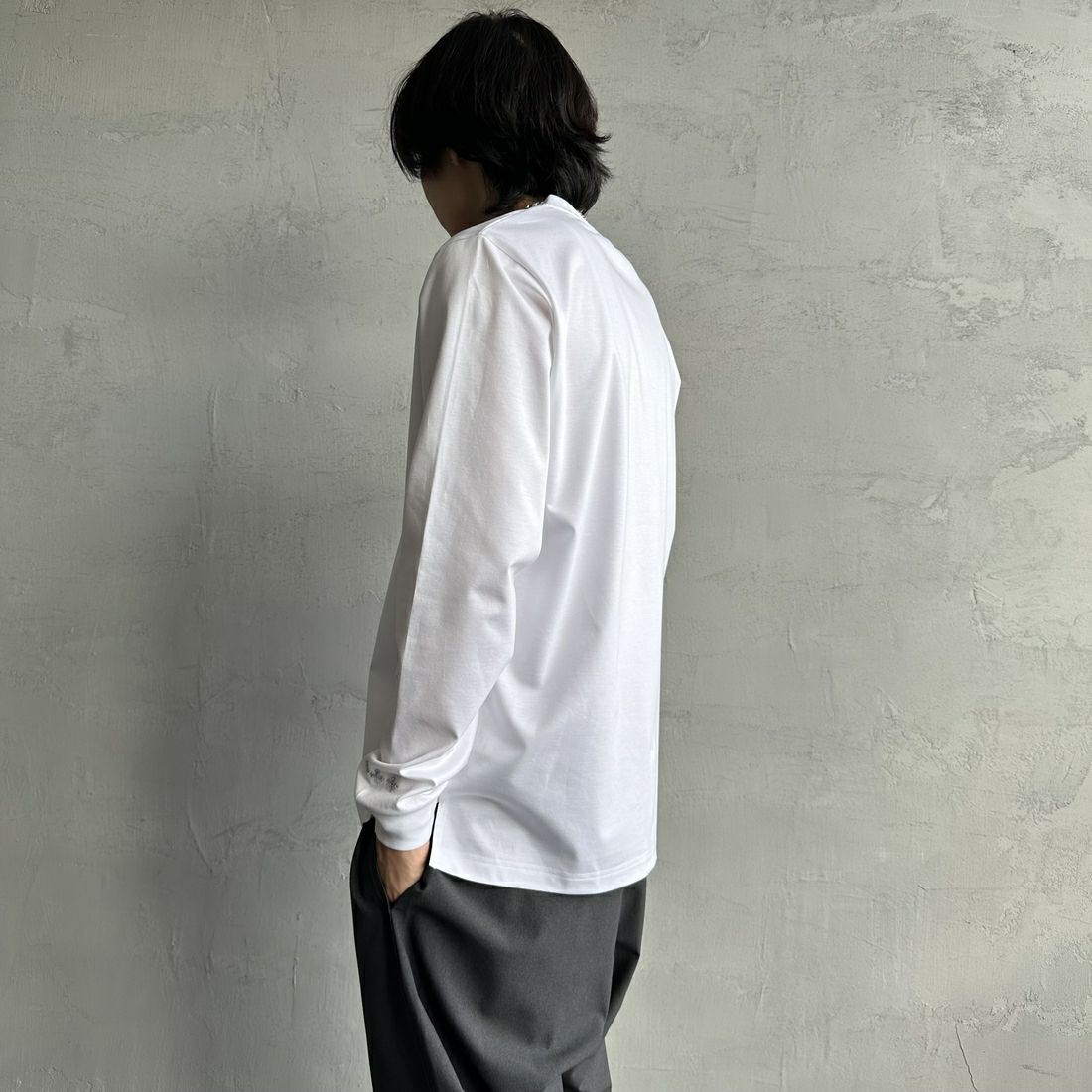 TATRAS [タトラス] SICADO ロングスリーブTシャツ [MTAT25S8196-M] BLACK &&モデル身長：179cm 着用サイズ：3&&