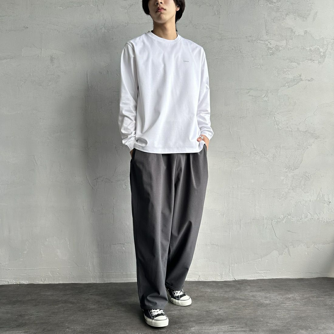 TATRAS [タトラス] SICADO ロングスリーブTシャツ [MTAT25S8196-M] BLACK &&モデル身長：179cm 着用サイズ：3&&