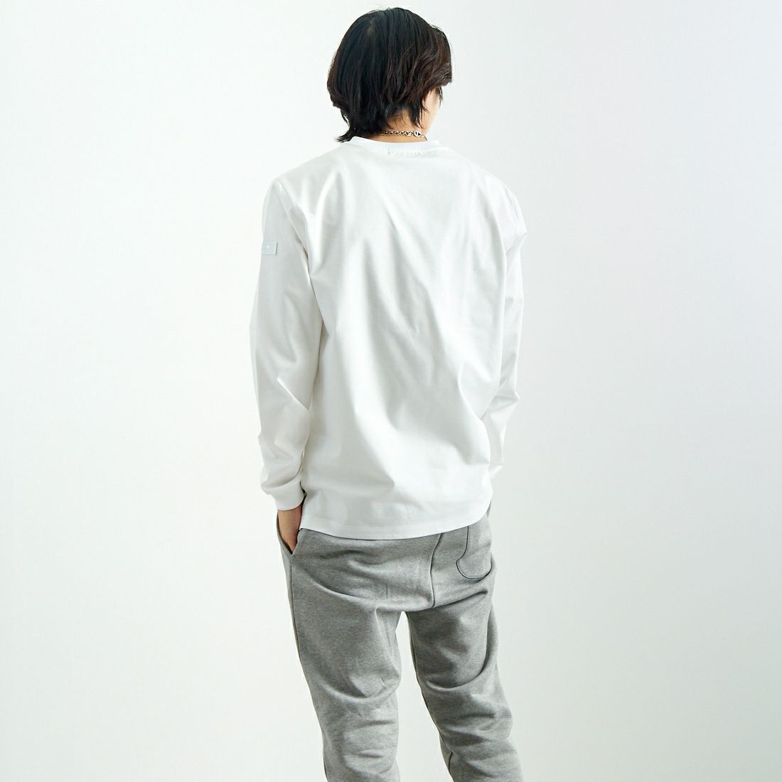 TATRAS [タトラス] OSMO ロングスリーブTシャツ [MTAT25S8273-M] WHITE &&モデル身長：179cm 着用サイズ：2&&