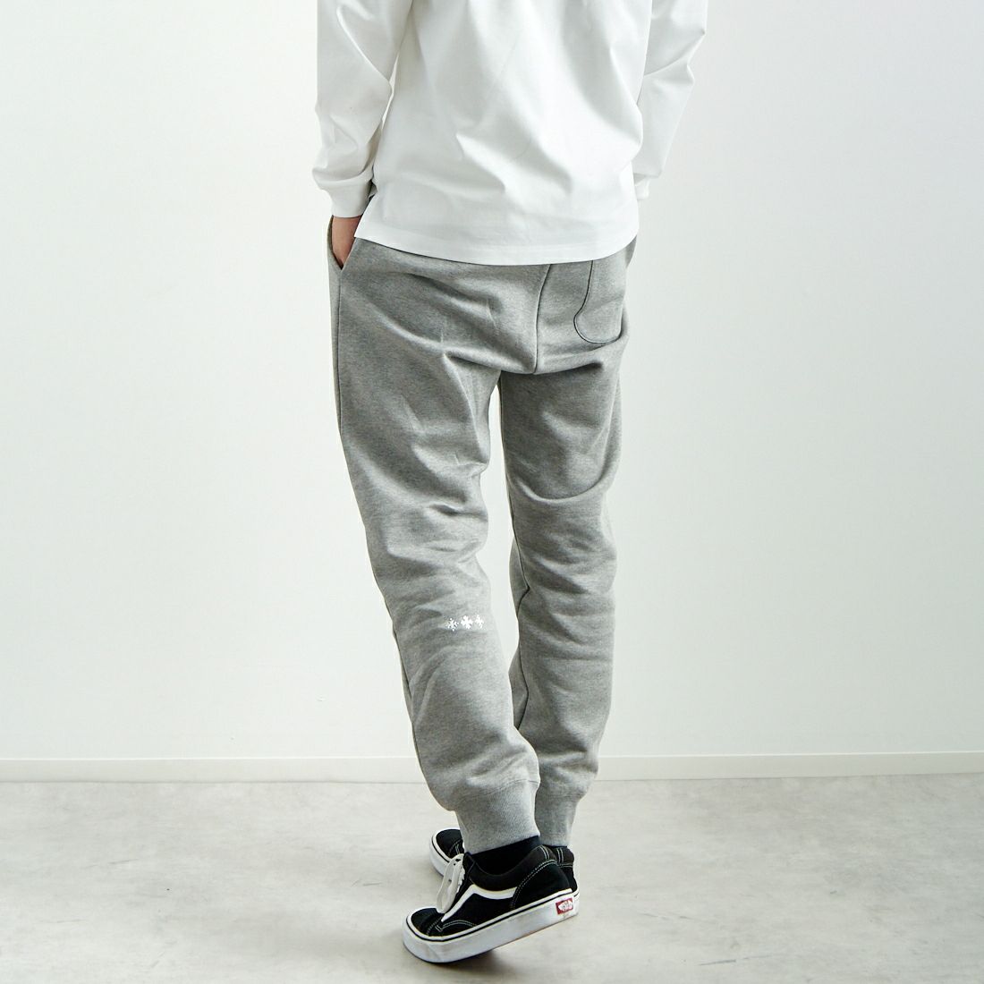 TATRAS [タトラス] FOLMIDO スウェットパンツ [MTAT25S5092-S] GRAY&&モデル身長：179cm 着用サイズ：3&&