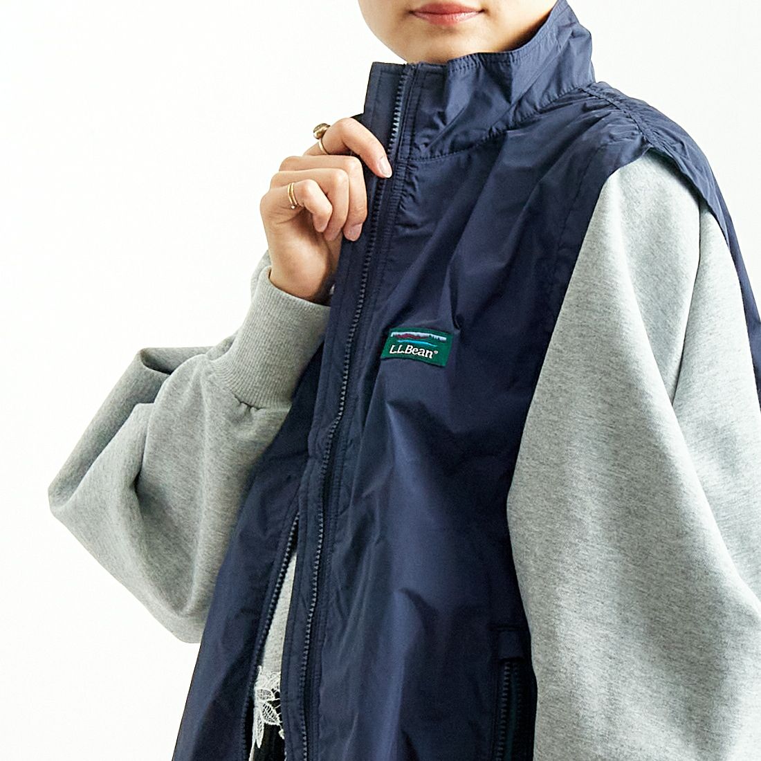 L.L.BEAN [エルエルビーン] ロックスベリーベスト [5175-9048] 67 NAVY &&モデル身長：160cm 着用サイズ：M&&