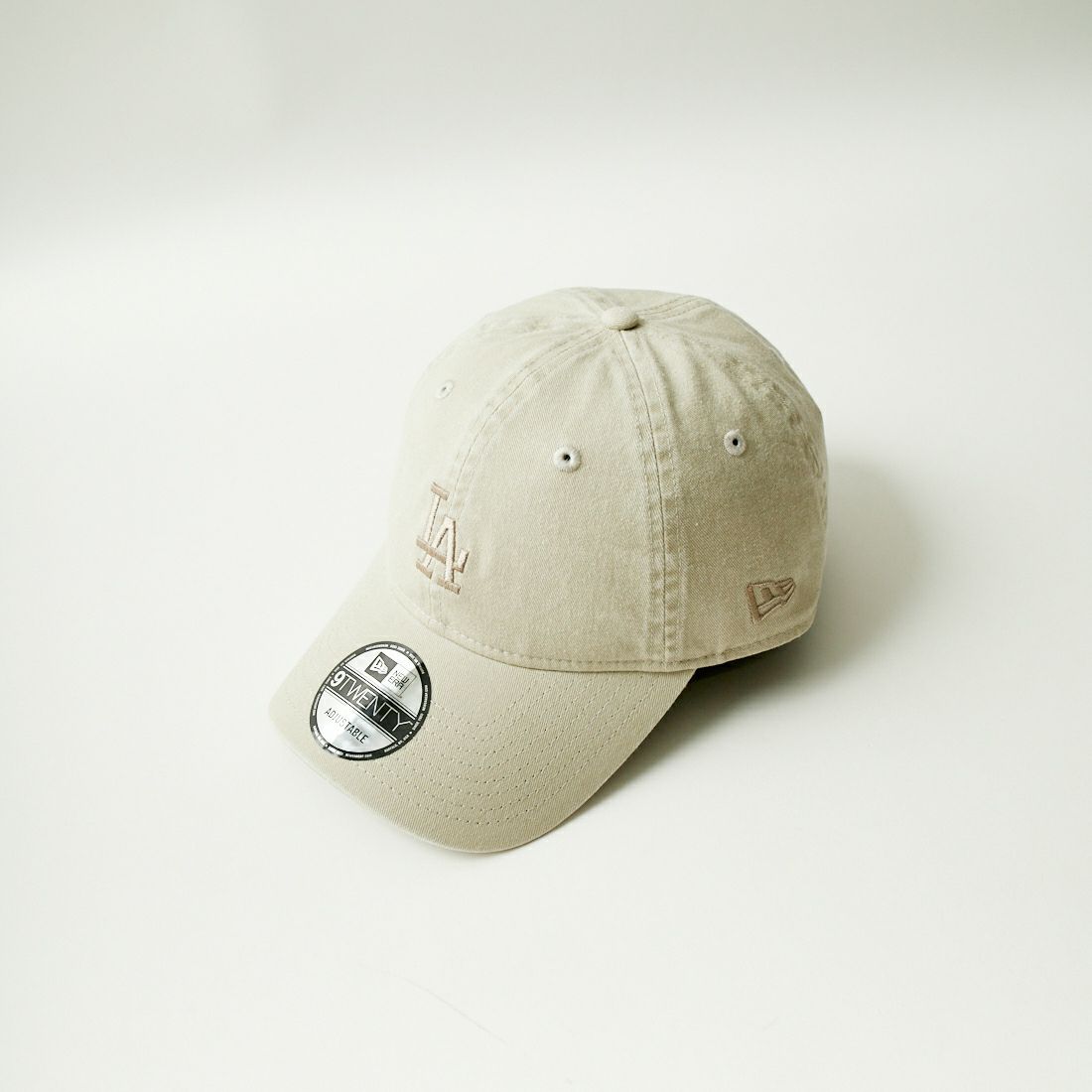 NEW ERA [ニューエラ] 別注 9TWENTY アシッドウォッシュ加工キャップ [14667309-JF] OFF WHITE