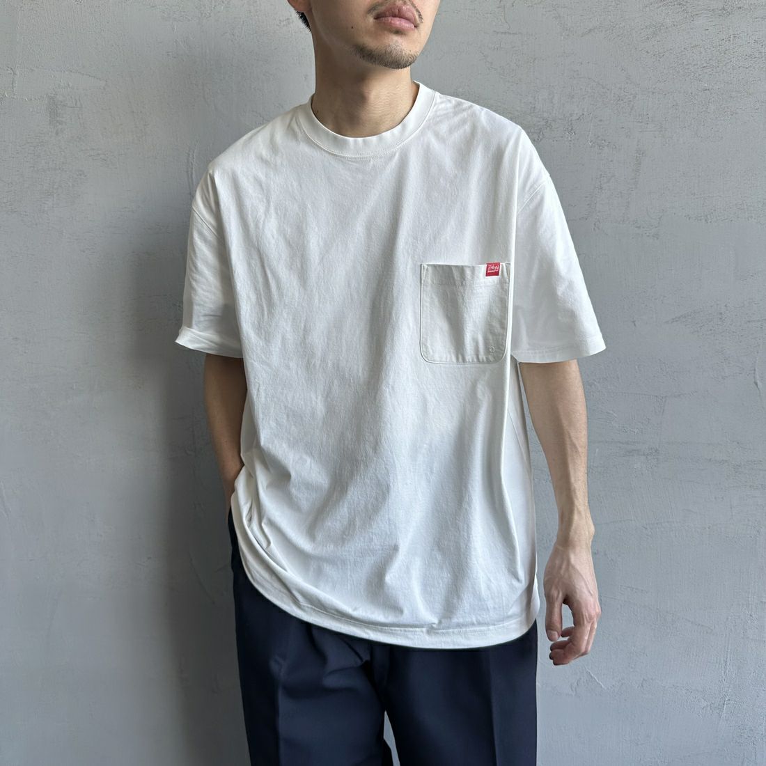 MANHATTAN PORTAGE [マンハッタンポーテージ] 別注 メッシュ切替 バックプリントTシャツ [25SSMP-IN65-JF] WHITE &&モデル身長：168cm 着用サイズ：L&&