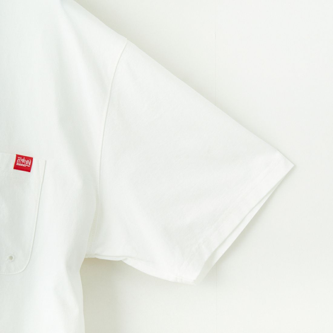 MANHATTAN PORTAGE [マンハッタンポーテージ] 別注 メッシュ切替 バックプリントTシャツ [25SSMP-IN65-JF] WHITE