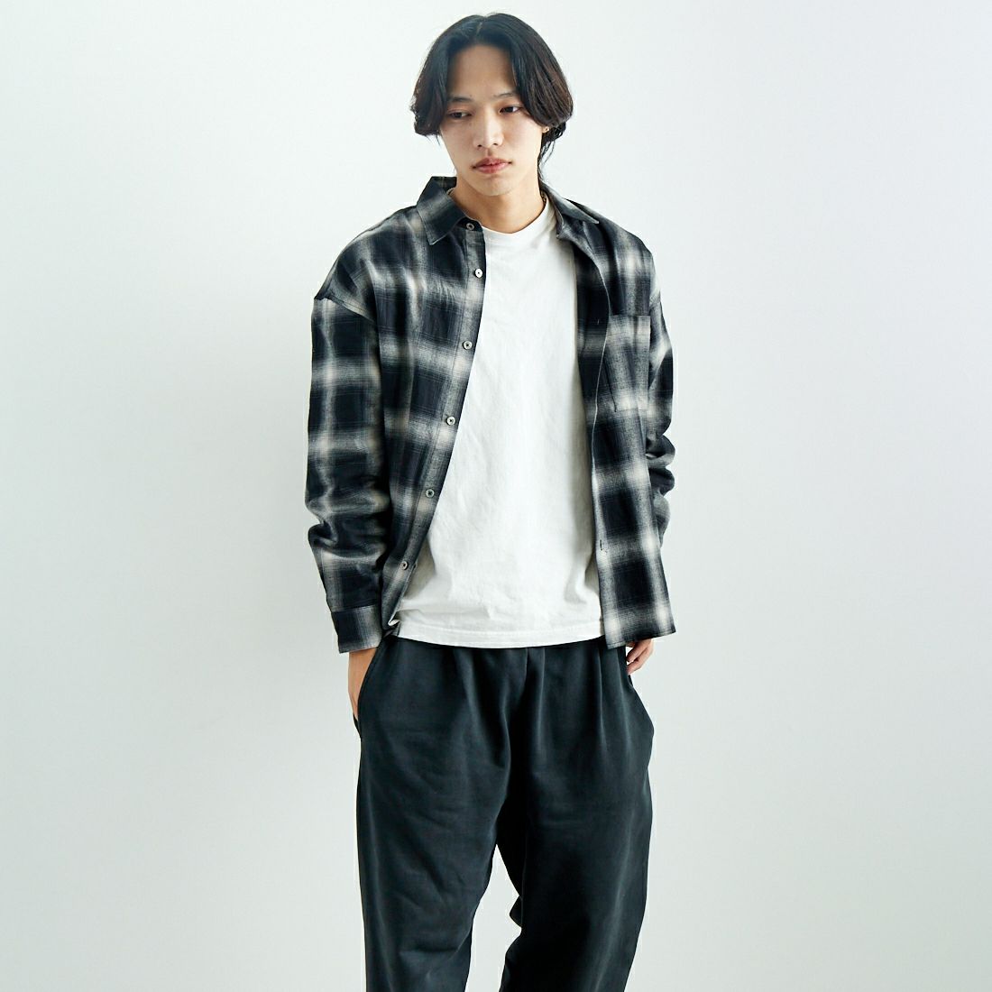 700 BLACK&&モデル身長：179cm 着用サイズ：1&&