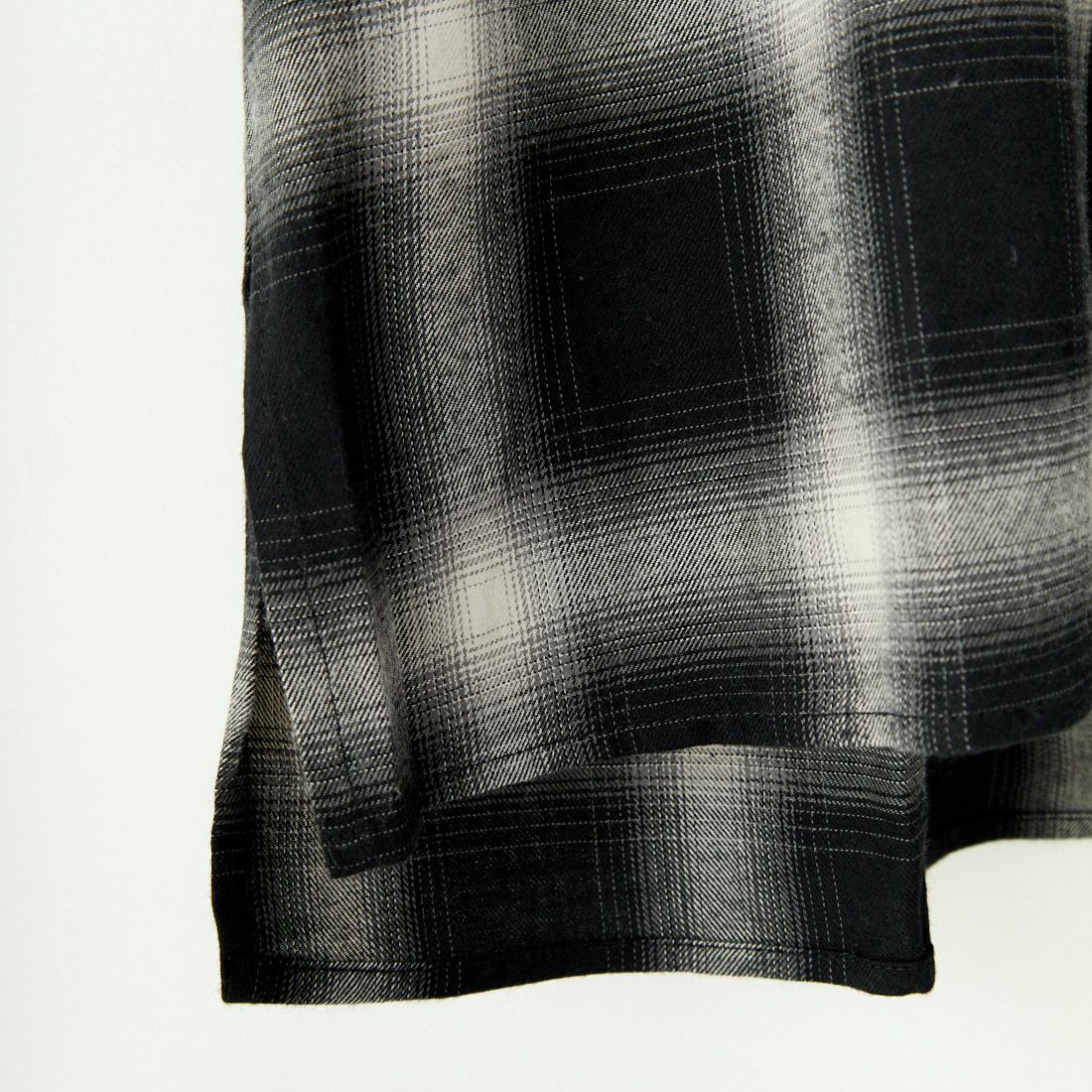 SLICK [スリック] オンブレチェック フランネルスリットシャツ [5155910] 700 BLACK