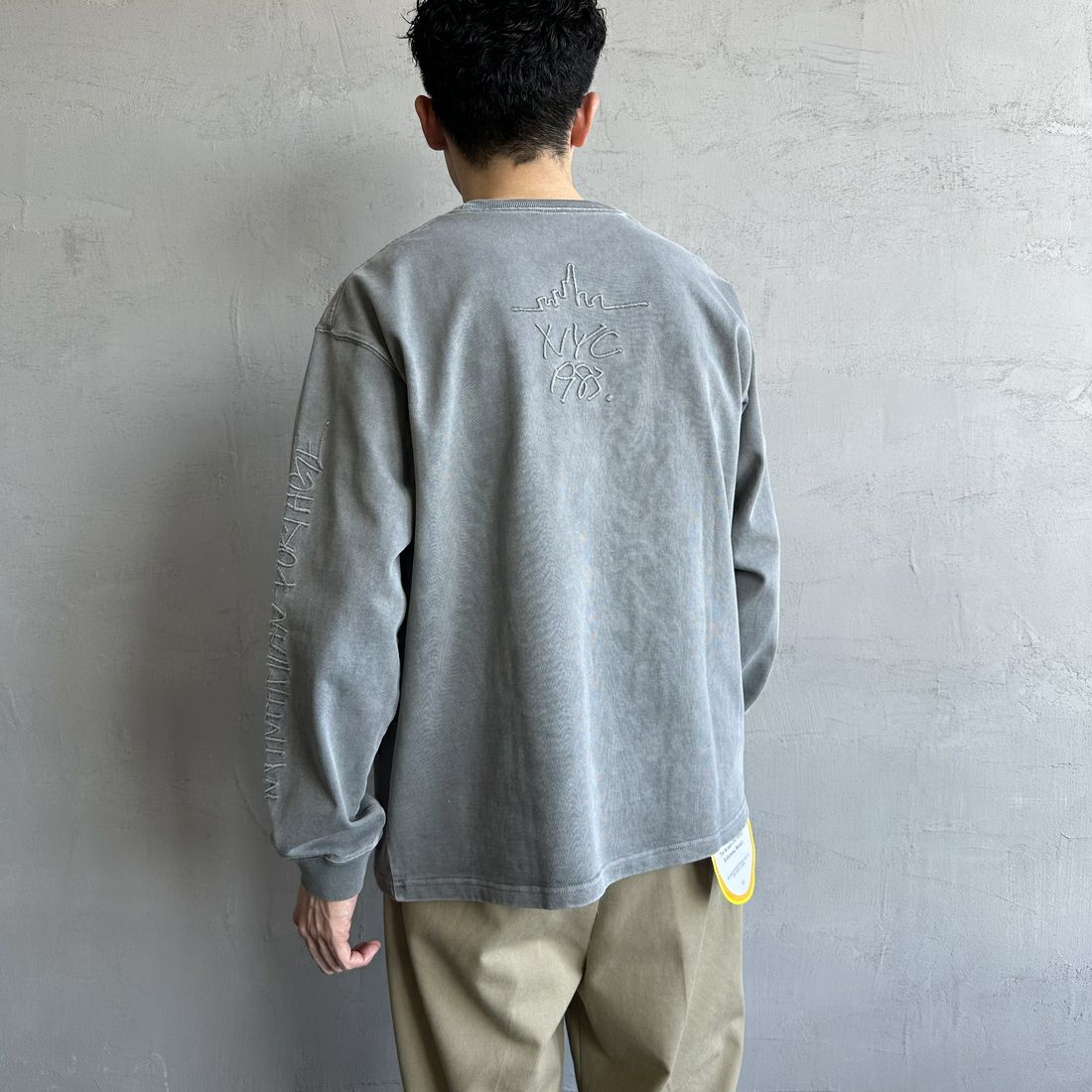 GRAY&&モデル身長：168cm 着用サイズ：L&&