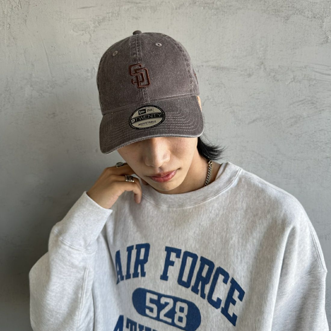 NEW ERA [ニューエラ] 別注 9TWENTY アシッドウォッシュ加工キャップ [14682598-JF] BROWN