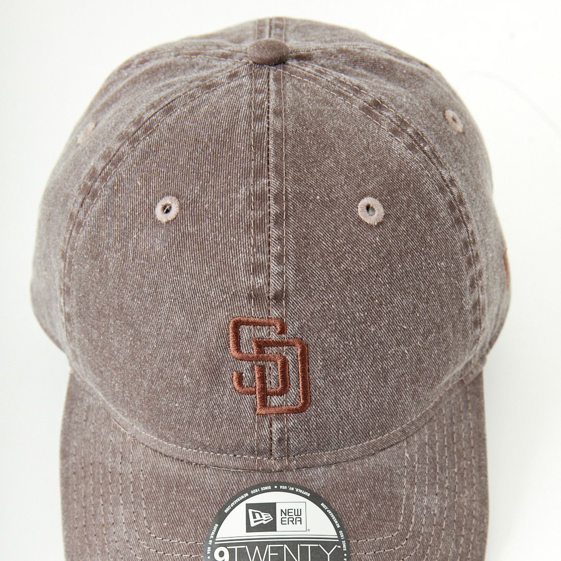 NEW ERA [ニューエラ] 別注 9TWENTY アシッドウォッシュ加工キャップ [14682598-JF] BROWN