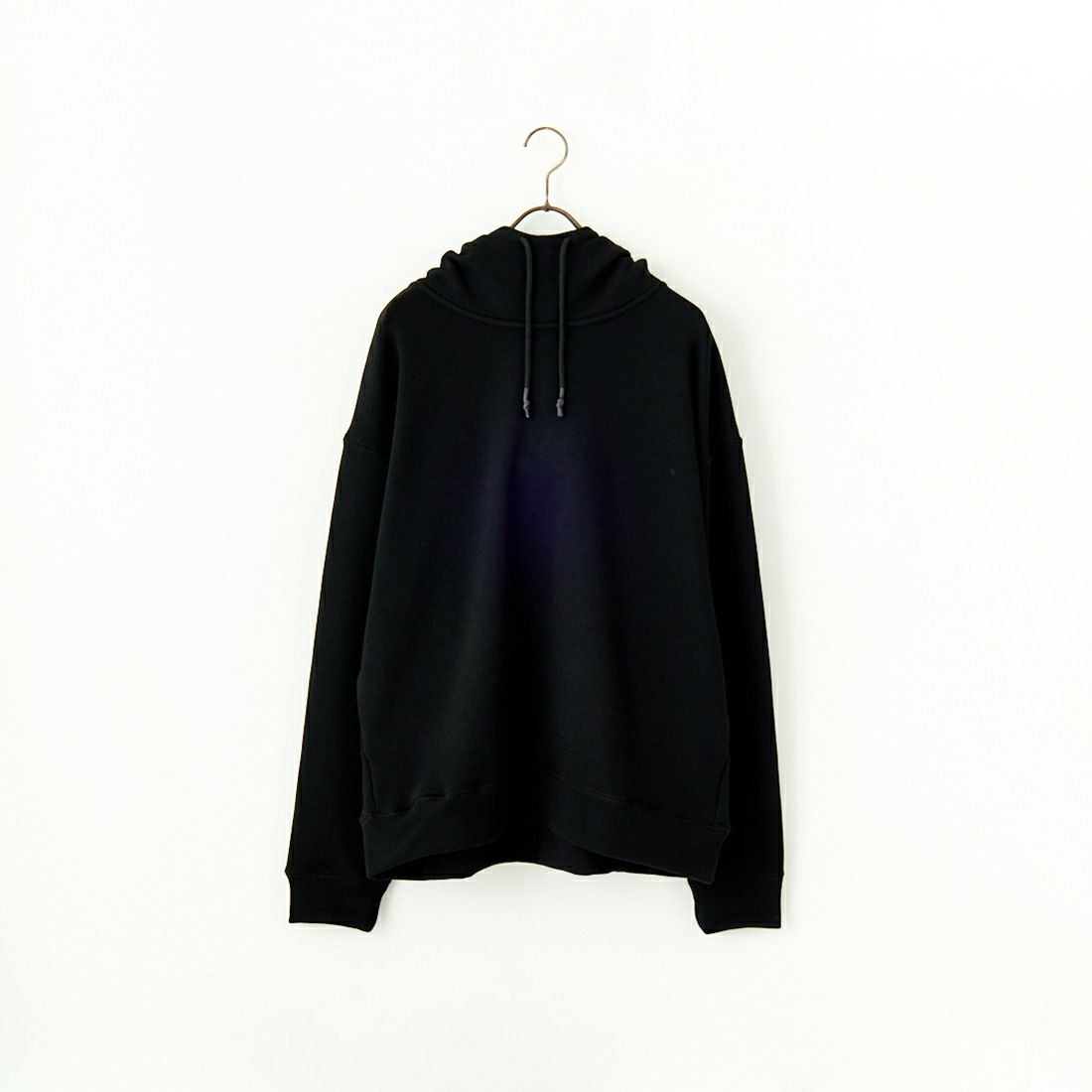 700 BLACK