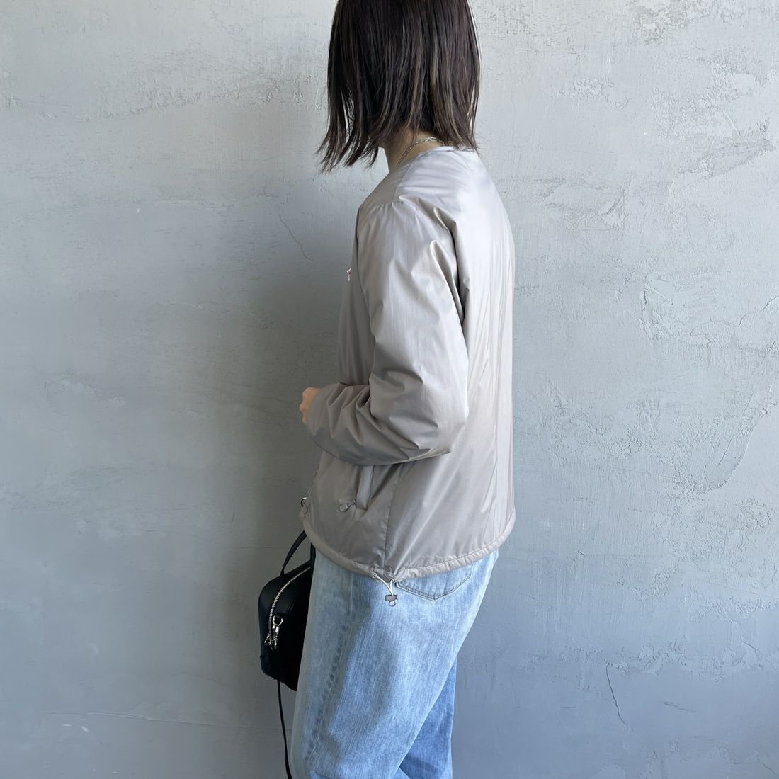 DANTON [ダントン] インサレーションノーカラージャケット [DT-A0632SNT] TAUPE &&モデル身長：158cm 着用サイズ：M&&