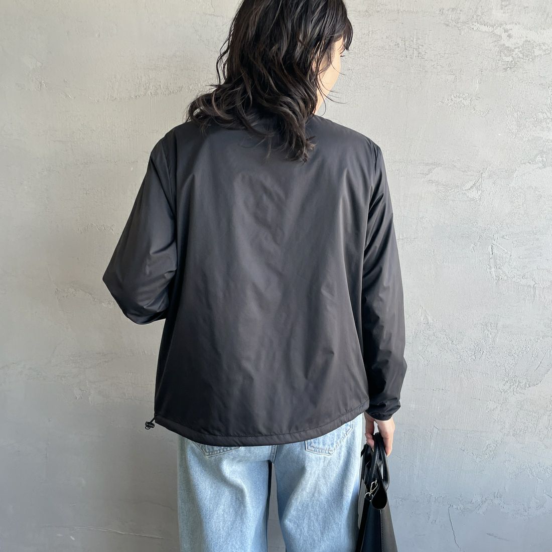 DANTON [ダントン] インサレーションノーカラージャケット [DT-A0632SNT] IVORY &&モデル身長：150cm 着用サイズ：S&&