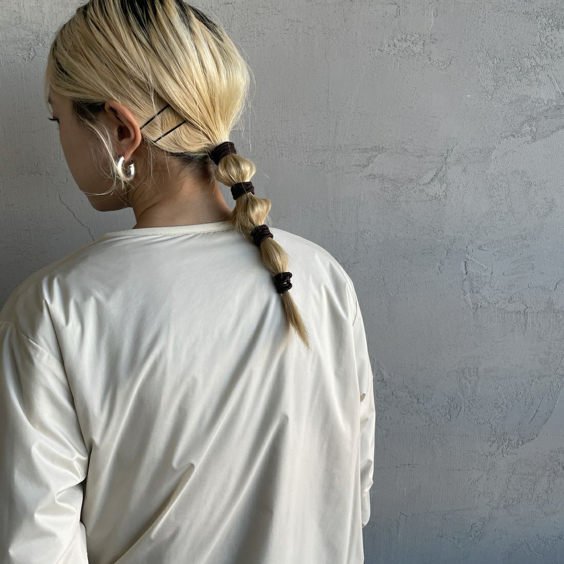 DANTON [ダントン] インサレーションノーカラージャケット [DT-A0632SNT] IVORY &&モデル身長：150cm 着用サイズ：S&&