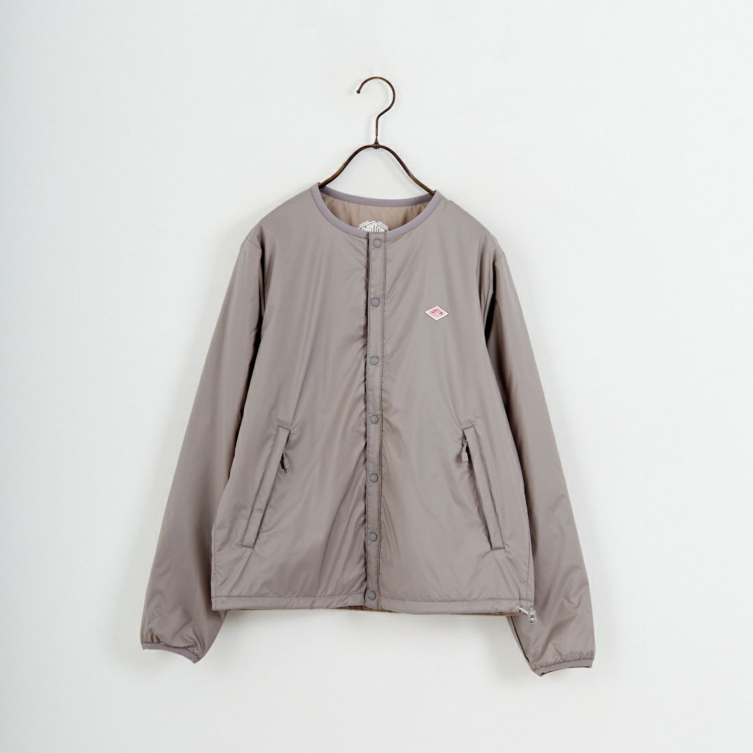 DANTON [ダントン] インサレーションノーカラージャケット [DT-A0632SNT] BLACK &&モデル身長：160cm 着用サイズ：M&&