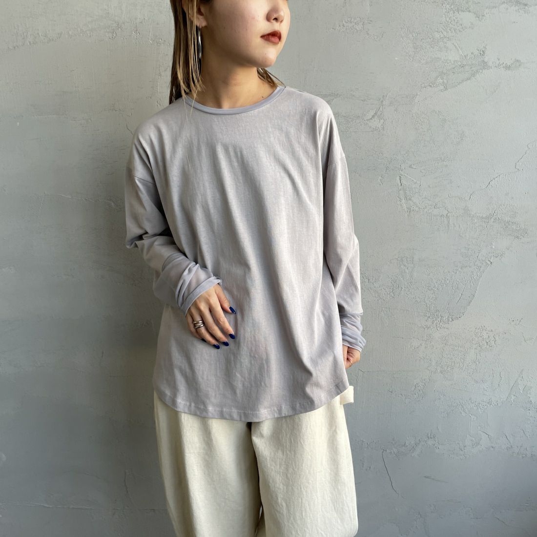 nenom [ネノム] 袖シアー切り替え ロングスリーブカットソー [NE23142058] 05 L.GRAY&&モデル身長：156cm 着用サイズ：F&&