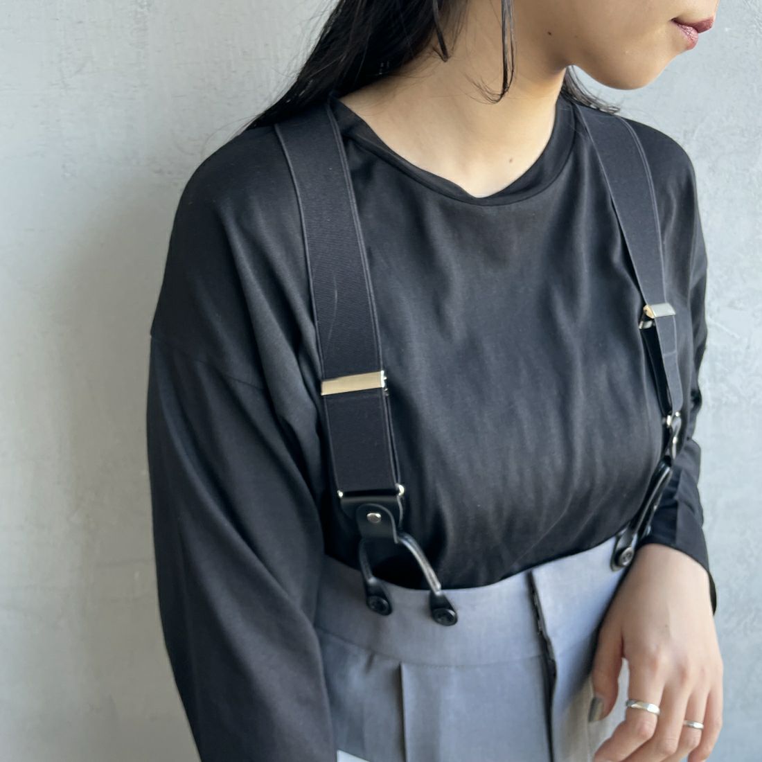 nenom [ネノム] 袖シアー切り替え ロングスリーブカットソー [NE23142058] 09 BLACK