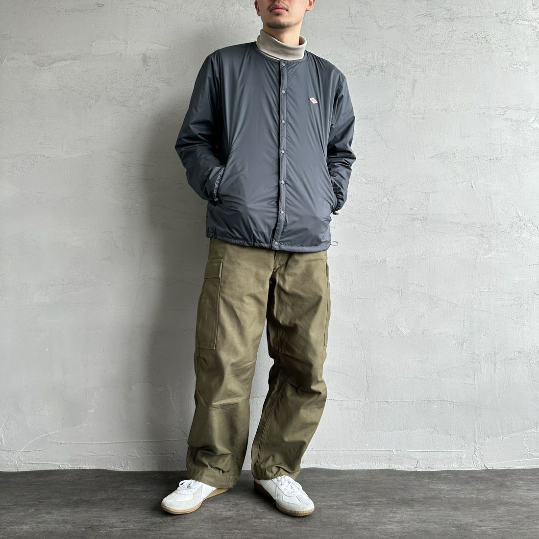 DANTON [ダントン] インサレーションノーカラージャケット [DT-A0633SNT] STEEL GREY &&モデル身長：168cm 着用サイズ：L&&