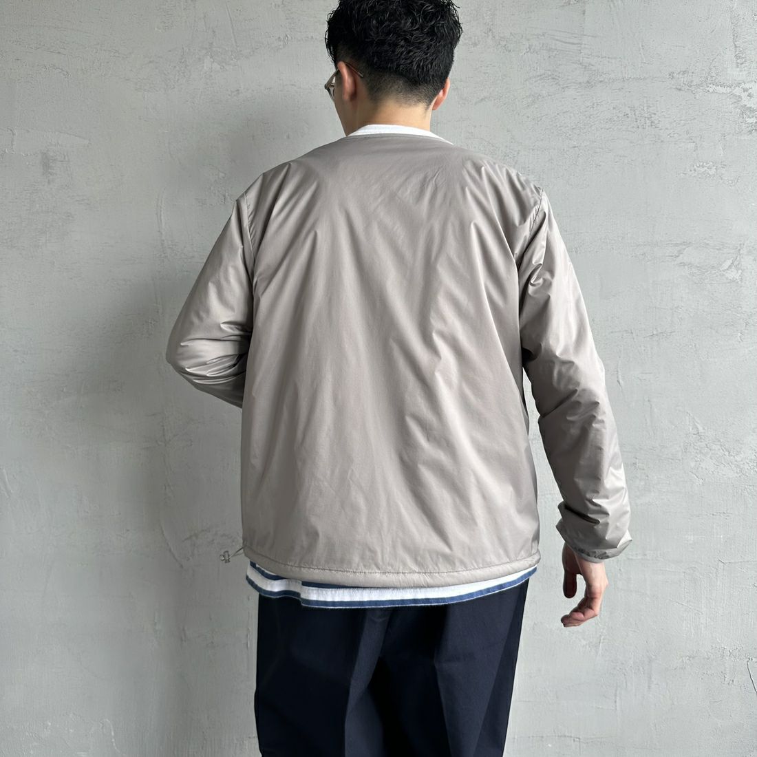 DANTON [ダントン] インサレーションノーカラージャケット [DT-A0633SNT] TAUPE &&モデル身長：168cm 着用サイズ：M&&
