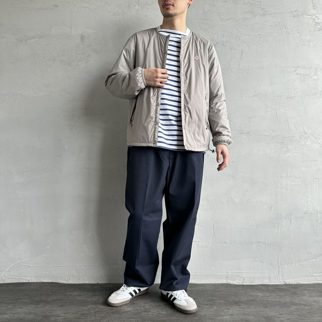 DANTON [ダントン] インサレーションノーカラージャケット [DT-A0633SNT] TAUPE &&モデル身長：168cm 着用サイズ：M&&