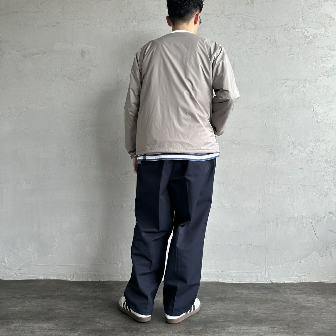 DANTON [ダントン] インサレーションノーカラージャケット [DT-A0633SNT] TAUPE &&モデル身長：168cm 着用サイズ：M&&