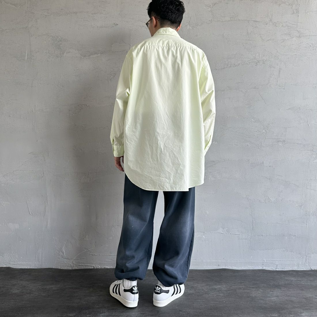 Jeans Factory Clothes [ジーンズファクトリークローズ] ピグメント加工 バレルワイドスウェットパンツ [2521-410IN] NAVY &&モデル身長：168cm 着用サイズ：M&&