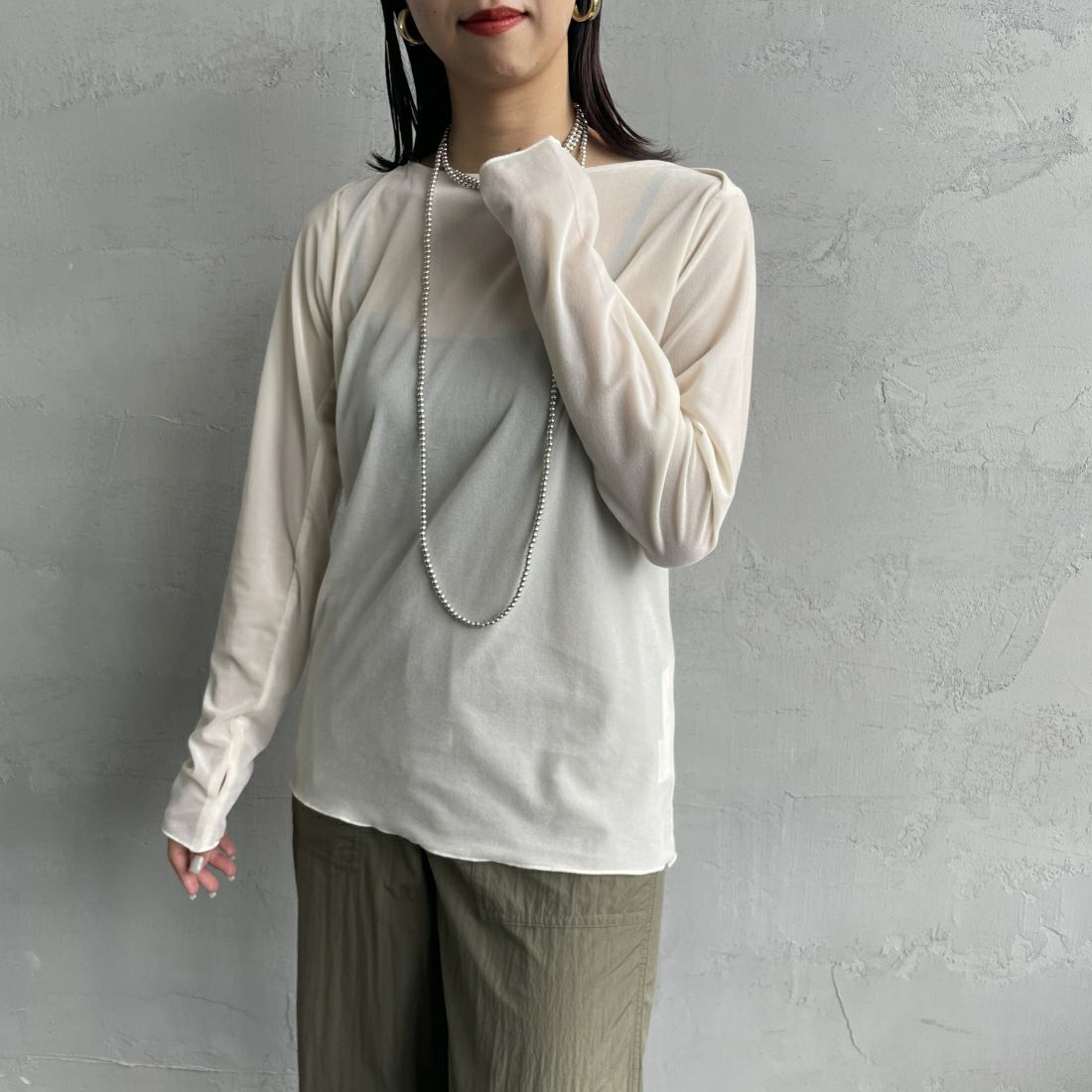 nenom [ネノム] レイヤードシアーベロアカットソー [NE24132011] 02 OFF&&モデル身長：163cm 着用サイズ：F&&