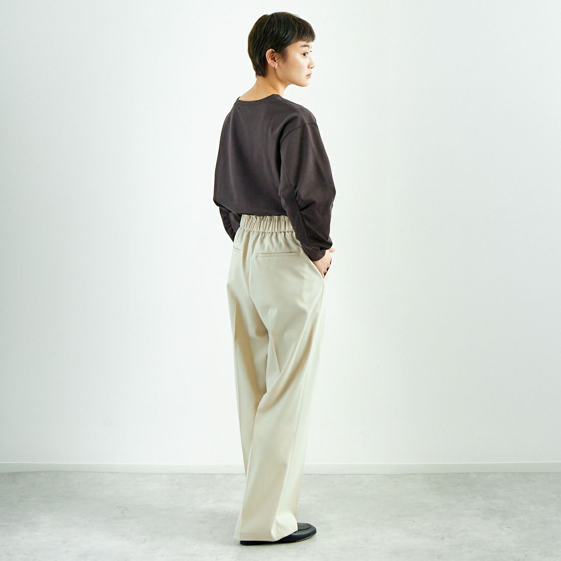 Jeans Factory Clothes [ジーンズファクトリークローズ] ストレッチツイルセミワイドパンツ [M-8139] 810 ｸﾞﾚｰｼﾞ &&モデル身長：160cm 着用サイズ：36&&