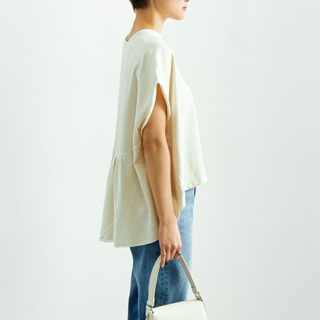 tumugu: [ツムグ] エコリバイバル裏毛ベスト [TC24409] 06 KINARI &&モデル身長：160cm 着用サイズ：F&&
