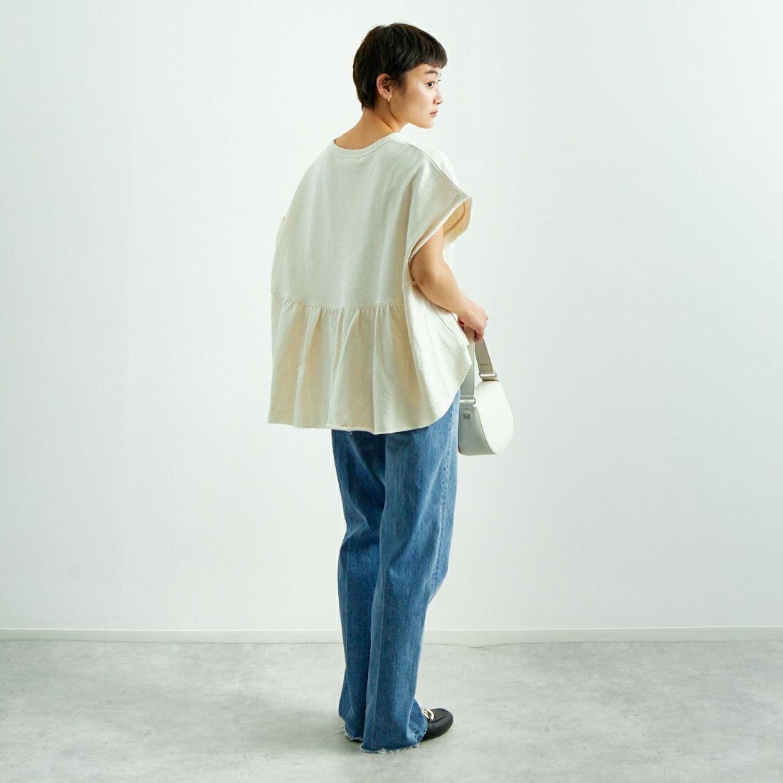 tumugu: [ツムグ] エコリバイバル裏毛ベスト [TC24409] 06 KINARI &&モデル身長：160cm 着用サイズ：F&&