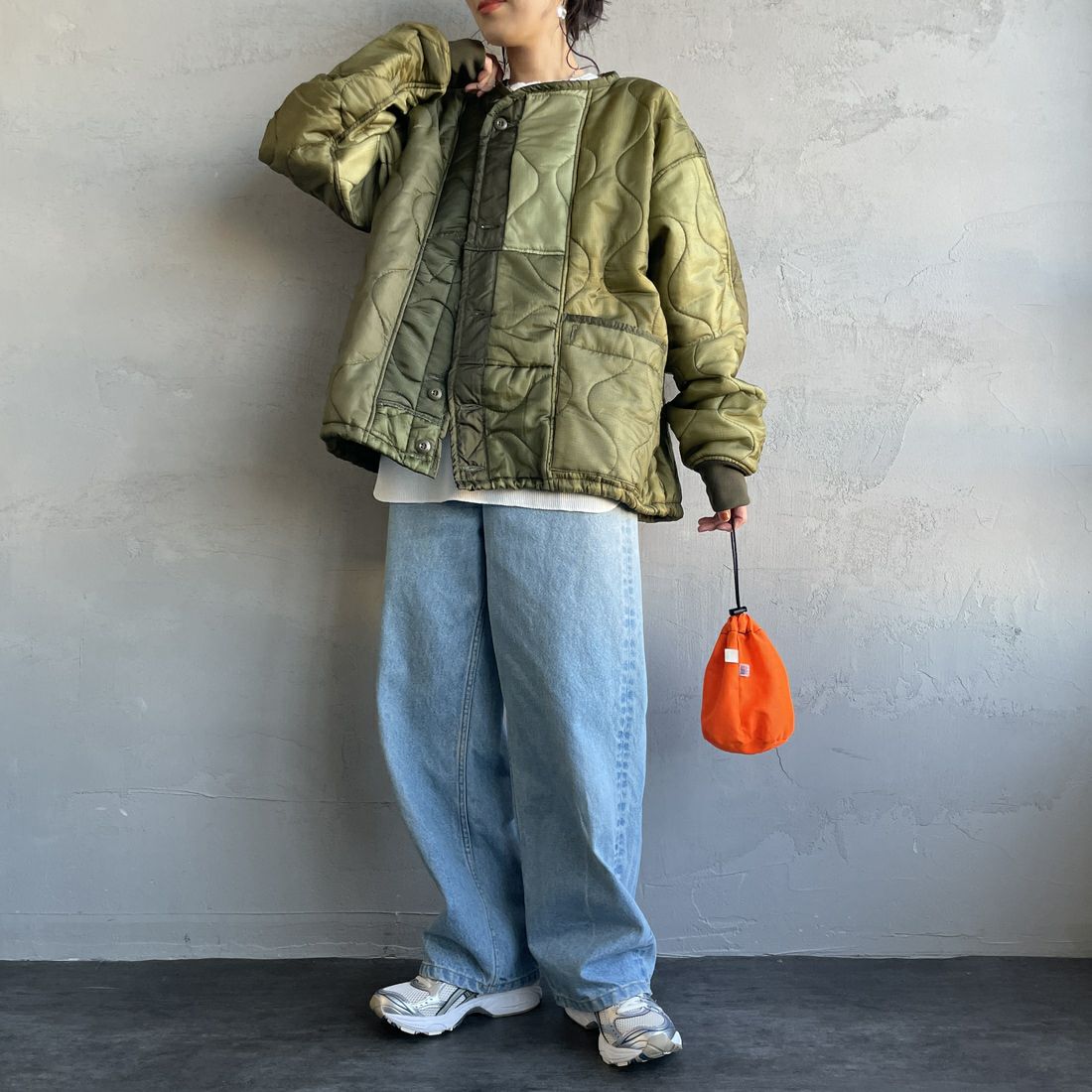 ODDMENT [オッドメント] M-65 リメイクショートキルティングライナージャケット [QUILT-NEW-SHORT-JKT] OLIVE&&モデル身長：160cm 着用サイズ：ONE SIZE&&