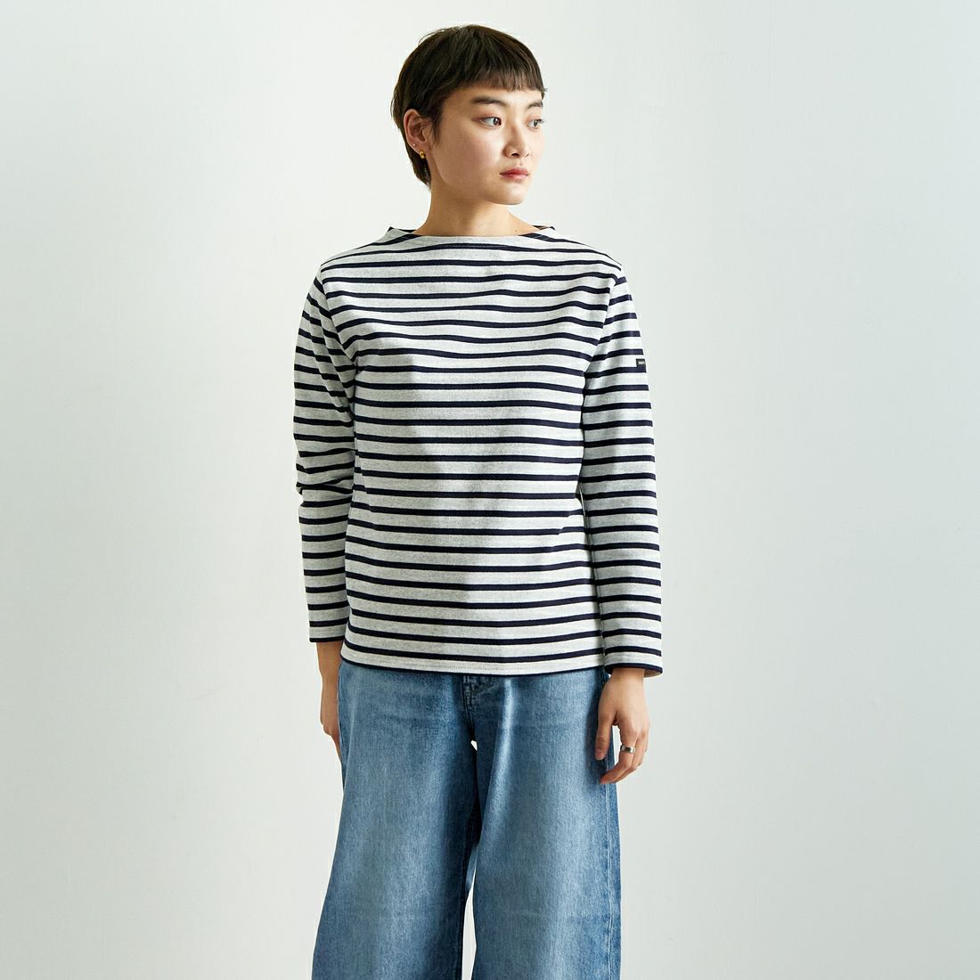 ST.JAMES [セントジェームス] 別注 バスクボーダーロングスリーブTシャツ [OUESSANT-JF] GRI/NAV &&モデル身長：160cm 着用サイズ：3&&