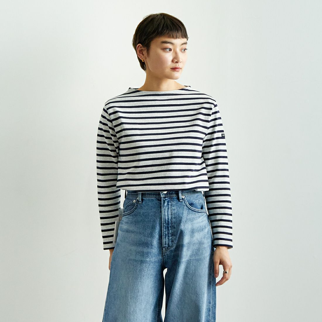 ST.JAMES [セントジェームス] 別注 バスクボーダーロングスリーブTシャツ [OUESSANT-JF] GRI/NAV &&モデル身長：160cm 着用サイズ：3&&