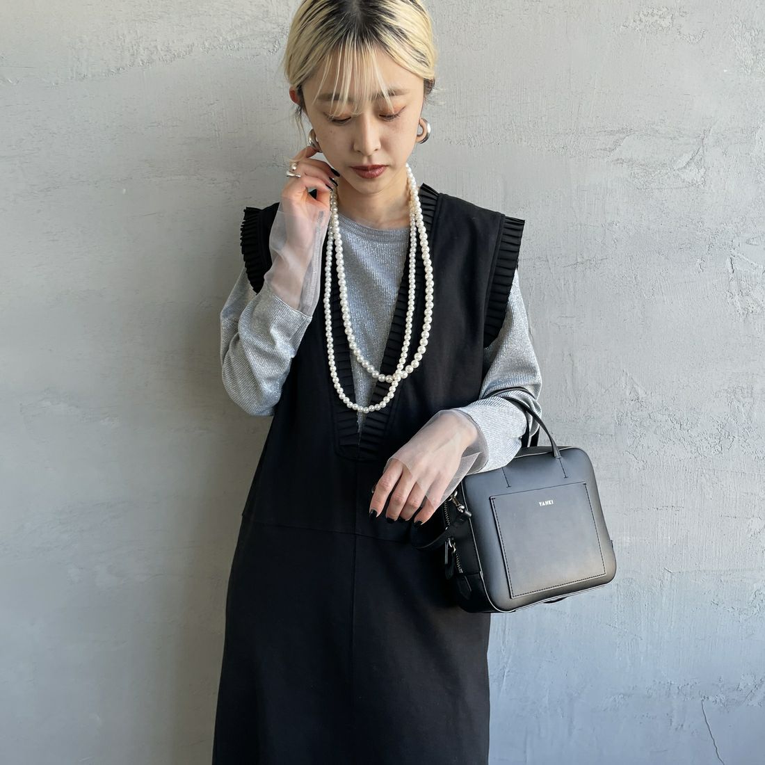 07 GRAY&&モデル身長：150cm 着用サイズ：F&&