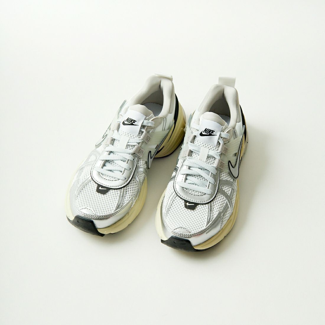 NIKE [ナイキ] V2K ラン [HJ4497] 100 SUMMIT