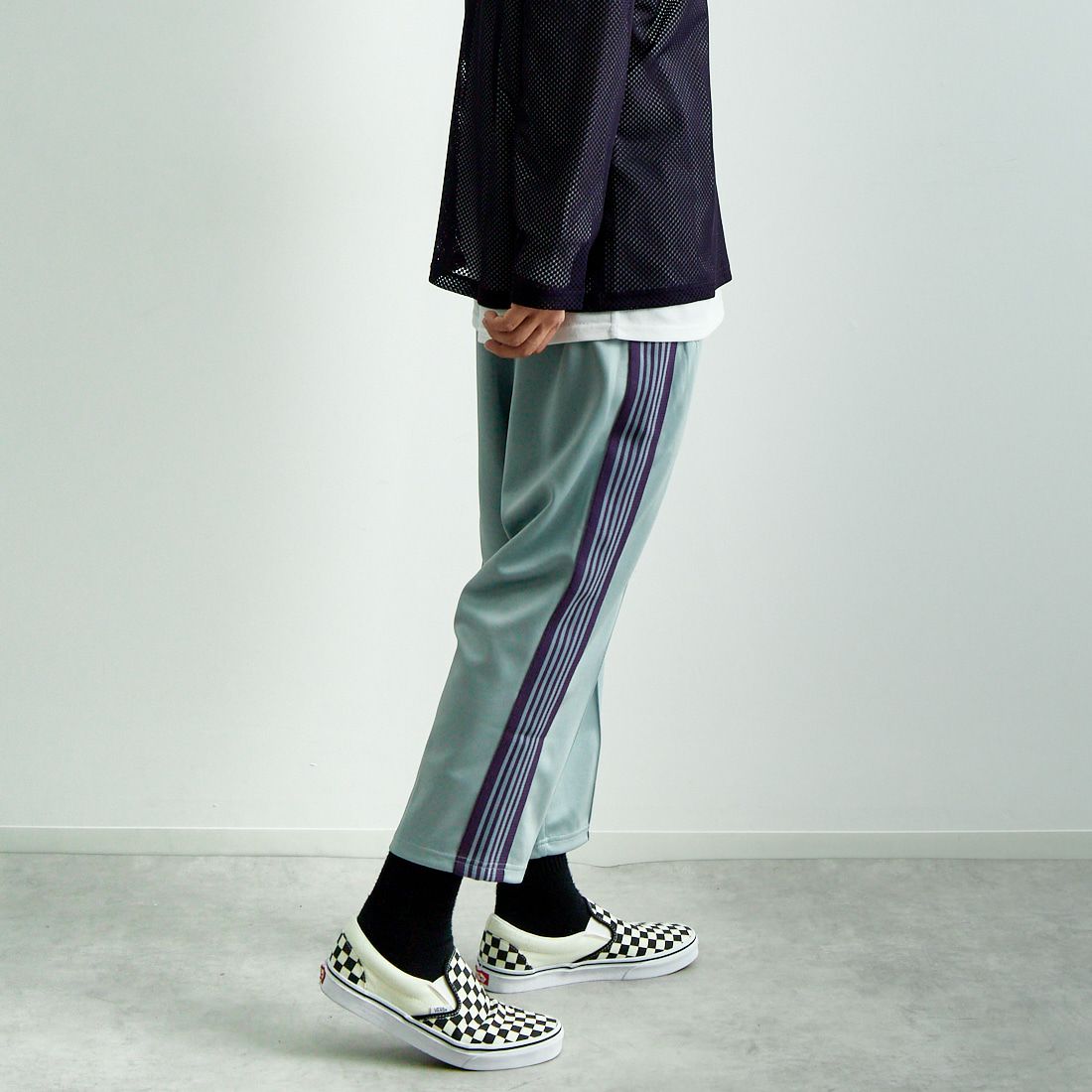 Needles [ニードルズ] ジョッパートラックパンツ [QV312] B SAX &&モデル身長：179cm 着用サイズ：M&&