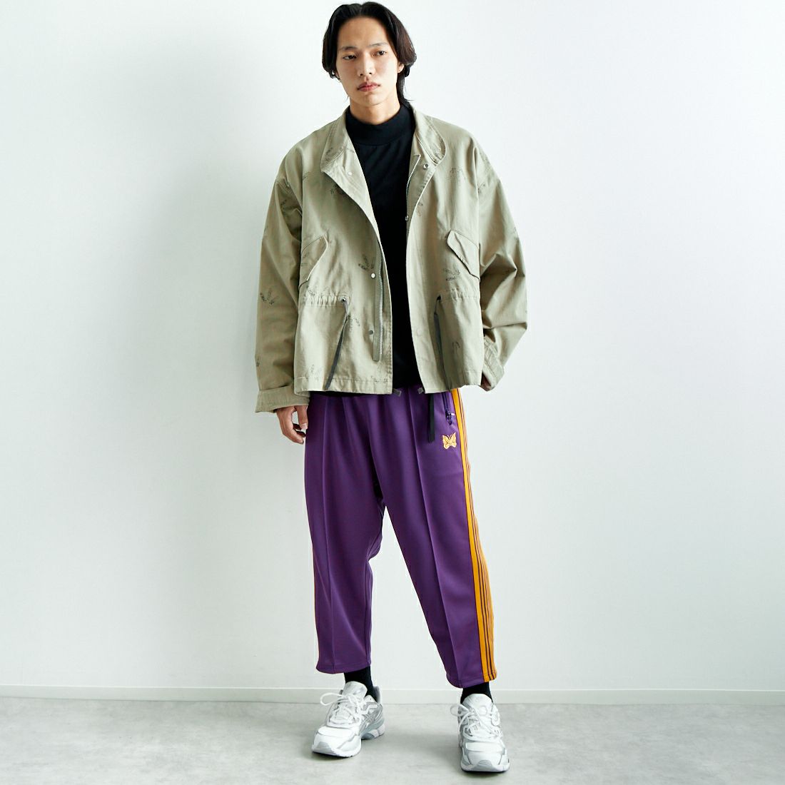 Needles [ニードルズ] ジョッパートラックパンツ [QV312] C PURPLE &&モデル身長：179cm 着用サイズ：M&&