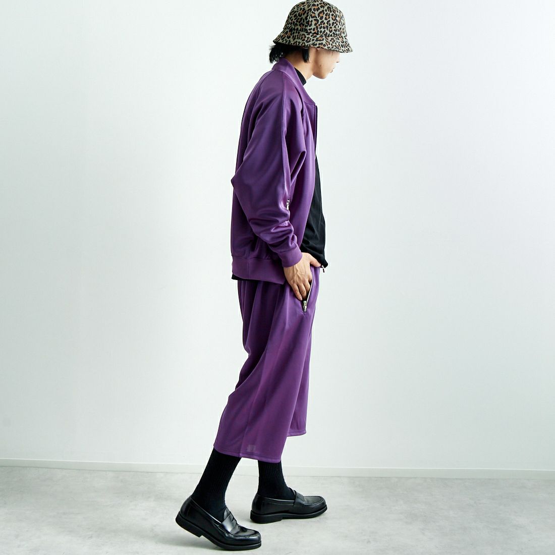 Needles [ニードルズ] ドルマンスリーブトラックジャケット [QV324] A PURPLE &&モデル身長：179cm 着用サイズ：L&&