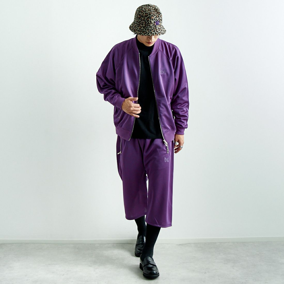Needles [ニードルズ] ドルマンスリーブトラックジャケット [QV324] A PURPLE &&モデル身長：179cm 着用サイズ：L&&