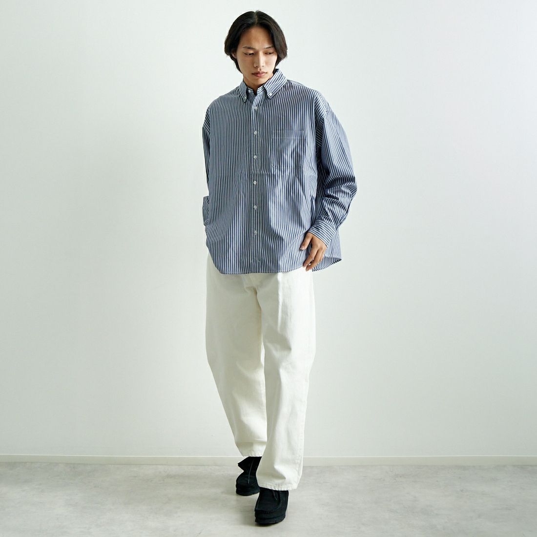 Jeans Factory Clothes [ジーンズファクトリークローズ] ビッグボタンダウンシャツ [JFC-251-017] E NV ST &&モデル身長：179cm 着用サイズ：M&&