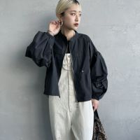 09 BLACK&&モデル身長：150cm 着用サイズ：F&&